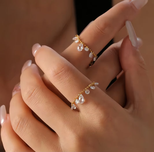 Adjustable Clear Teardrops Ring