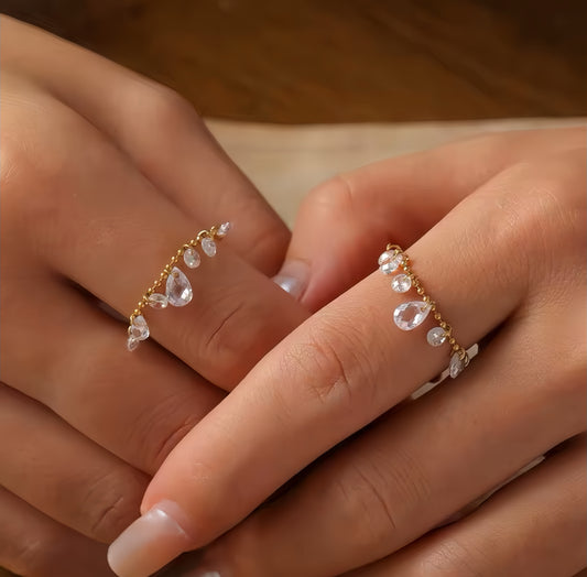Adjustable Clear Teardrops Ring