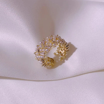 Pearls Adjustable Ring