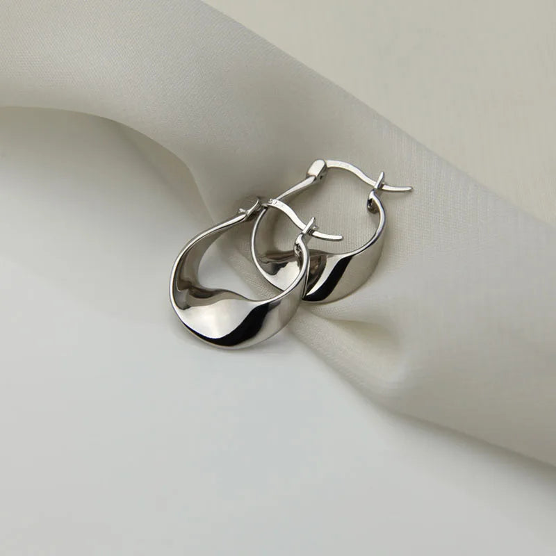Twist Wave French Earrings