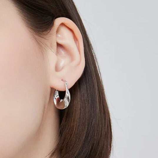 Twist Wave French Earrings