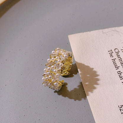 Pearls Adjustable Ring