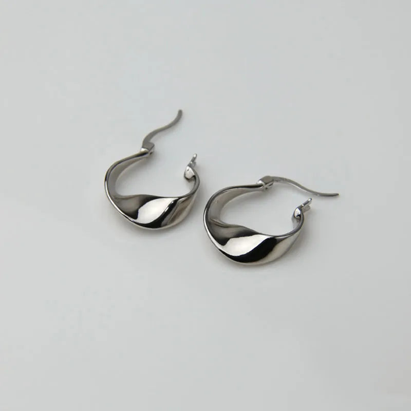 Twist Wave French Earrings