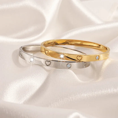 Heart Print With Stones Bangle