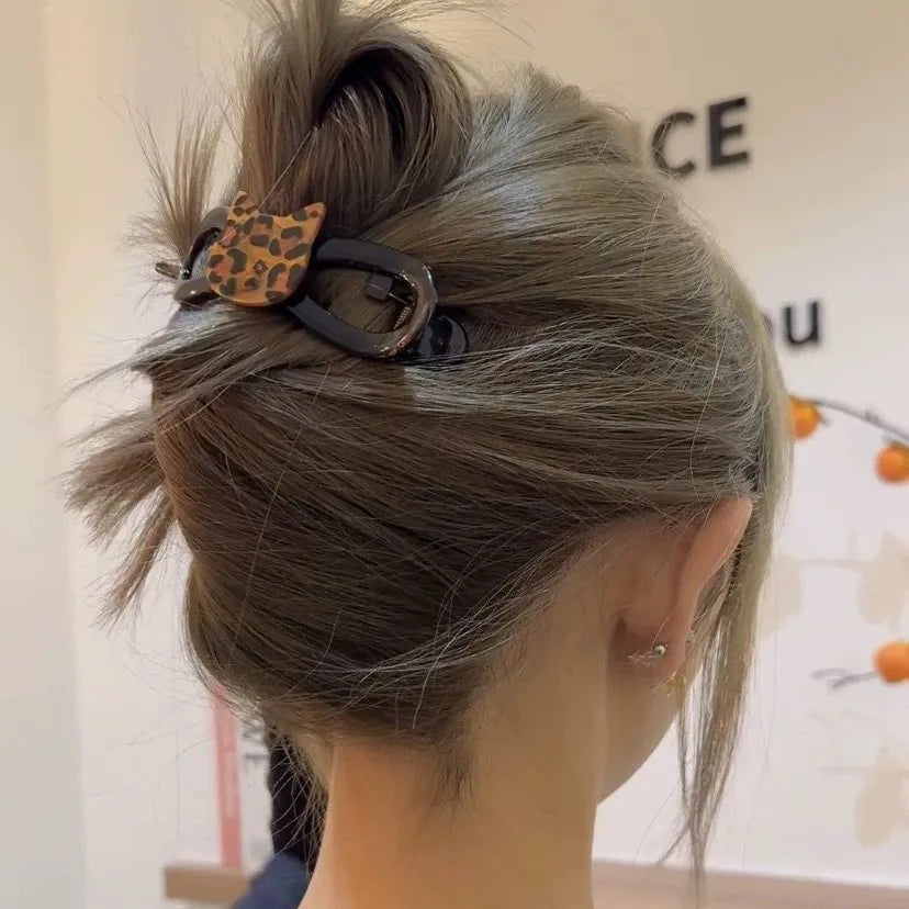Hairpin Twist Bead Clip