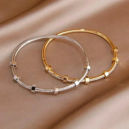 Round Stud Bangle