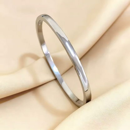 Minimalist Basic Bangle