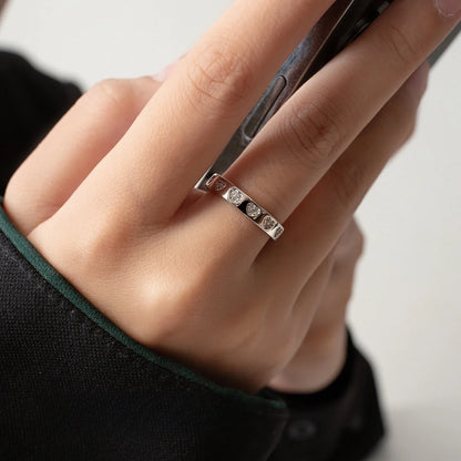 Adjustable Cut-Out Love Heart Ring